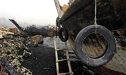 مهار کامل آتش‌سوزی کشتی در پارس جنوبی